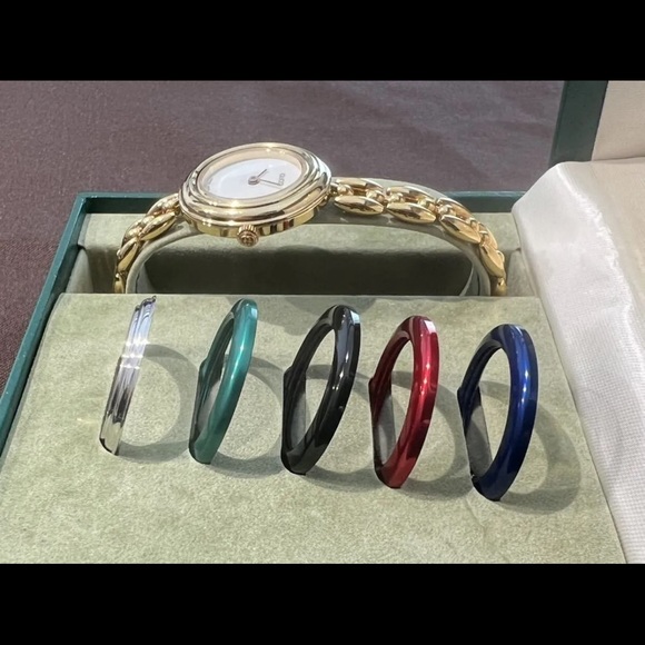 Gucci Metallic Vintage Watch Bracelet 14k gold plated SWISS MADE QUARTZ - Picture 5 of 11